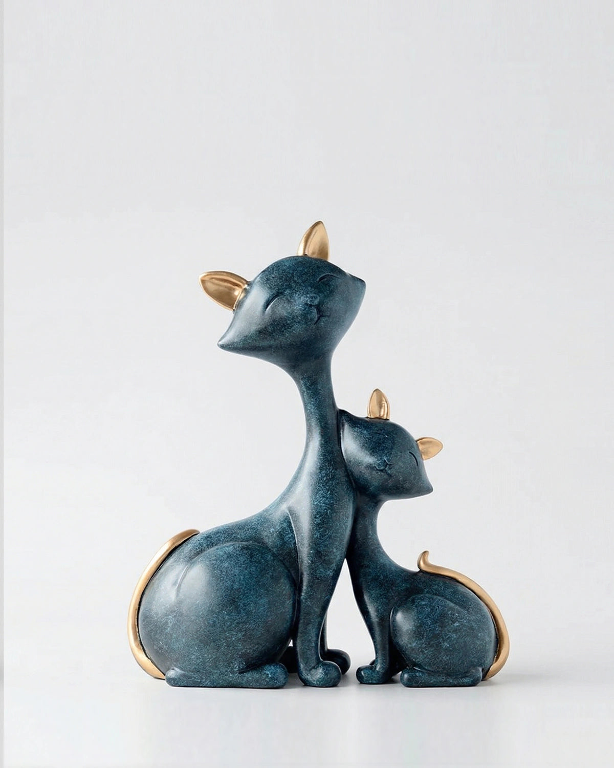 Elira Dolce Sculpture